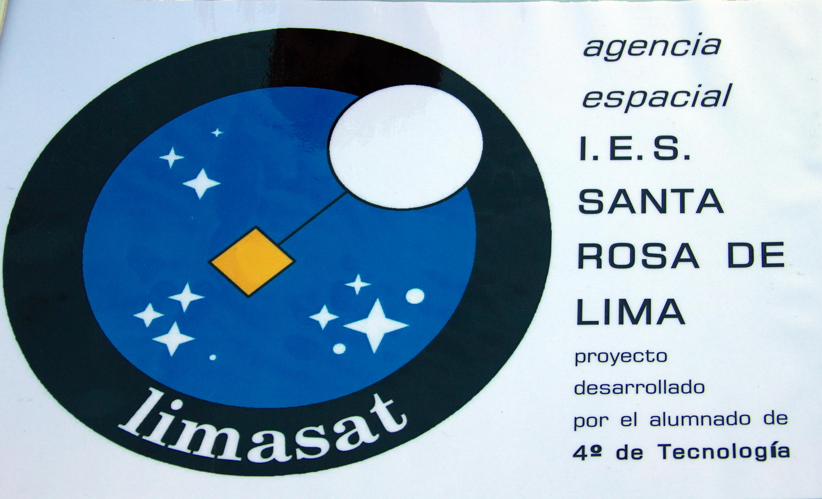 Éxito de lanzamiento del Limasat II y exposición en Córdoba